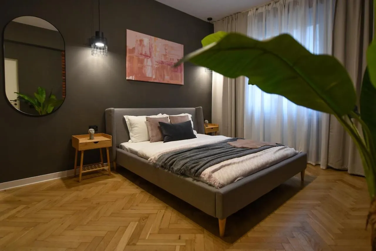 Magheru Central Studios - Feel The City Pulse Bucharest Romania