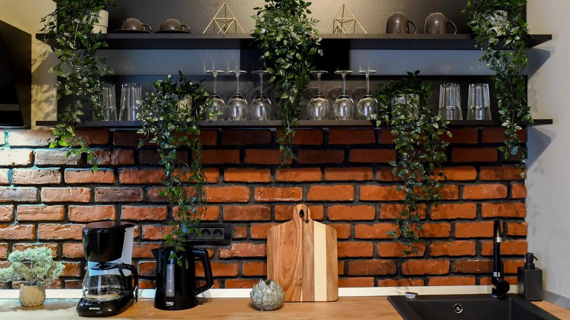 Apartment Magheru Central Studios - Feel The City Pulse Bucharest