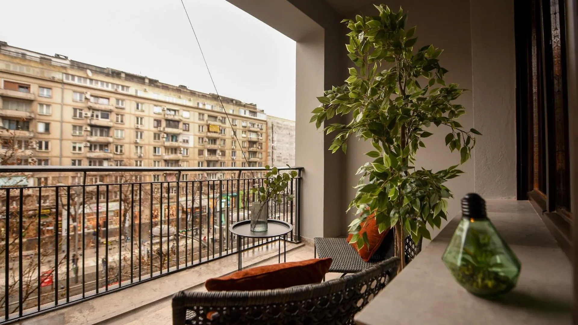 Magheru Central Studios - Feel The City Pulse Bucharest Romania
