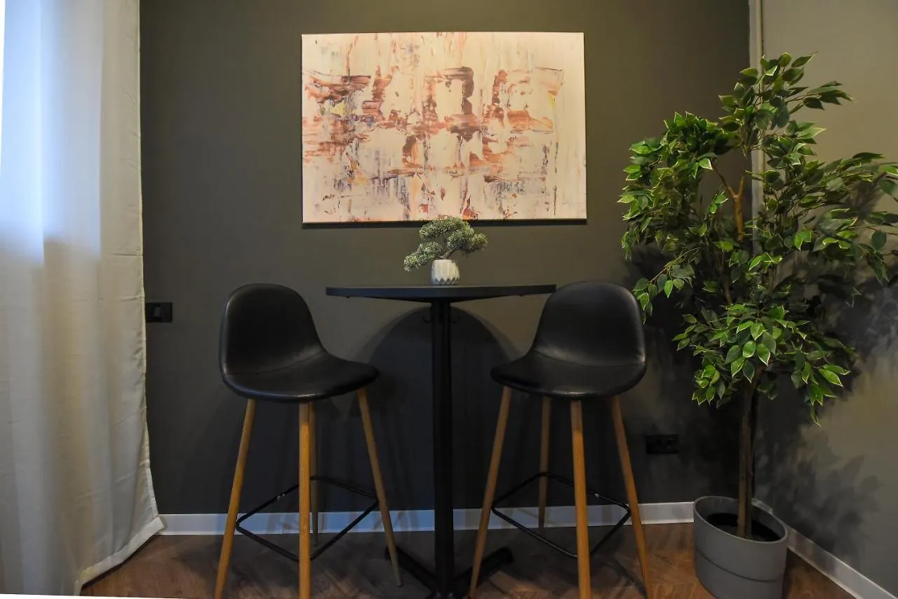 Apartment Magheru Central Studios - Feel The City Pulse Bucharest