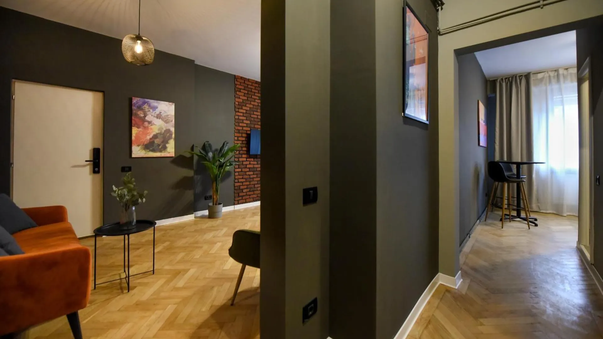 Apartment Magheru Central Studios - Feel The City Pulse Bucharest