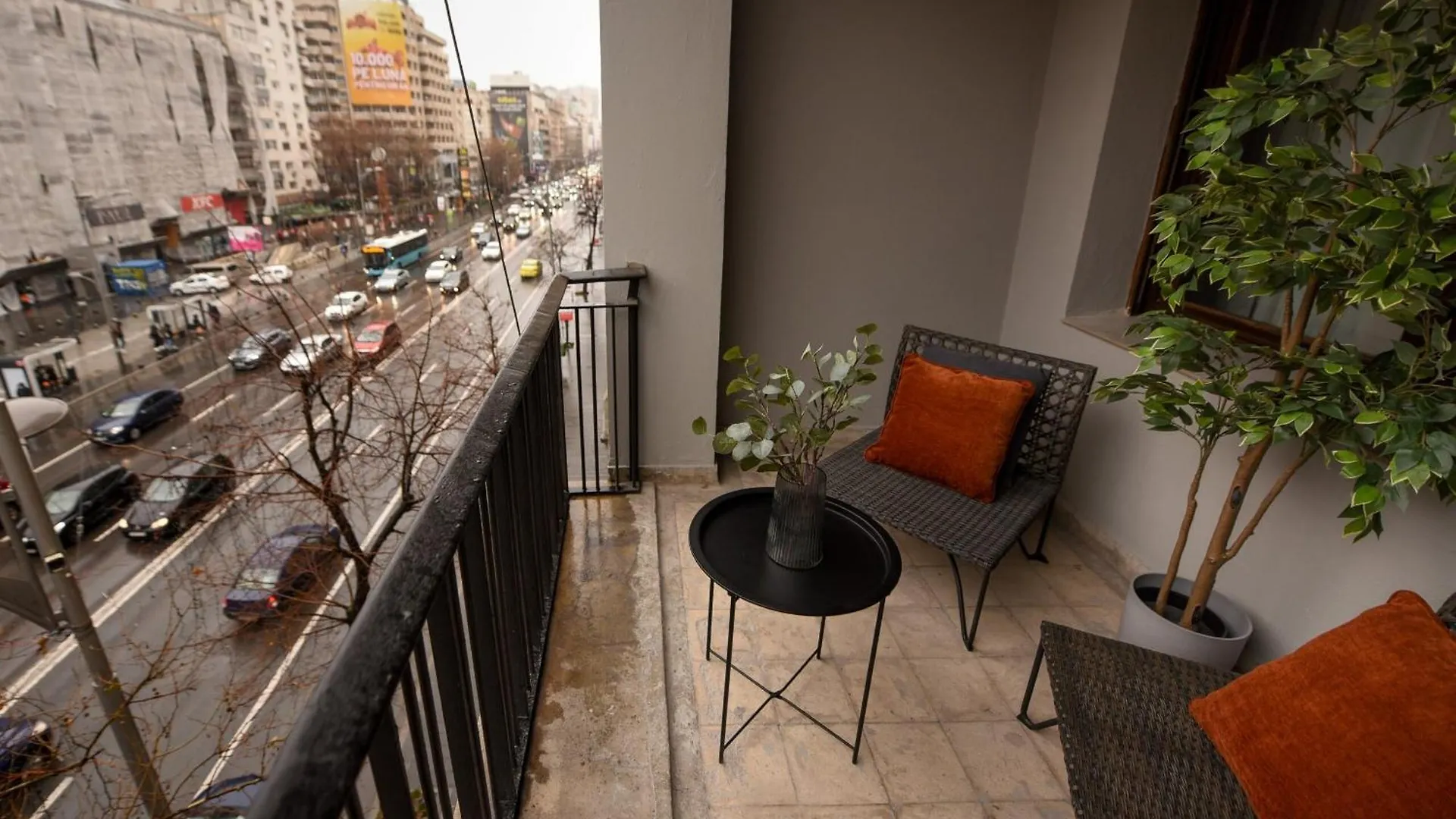Magheru Central Studios - Feel The City Pulse Bucharest Romania